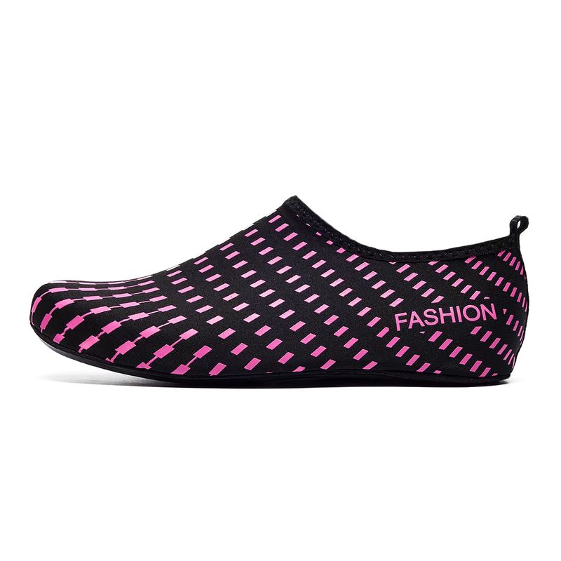 Chaussures aquatiques antidérapantes polyvalentes pour activités aquatiques 2